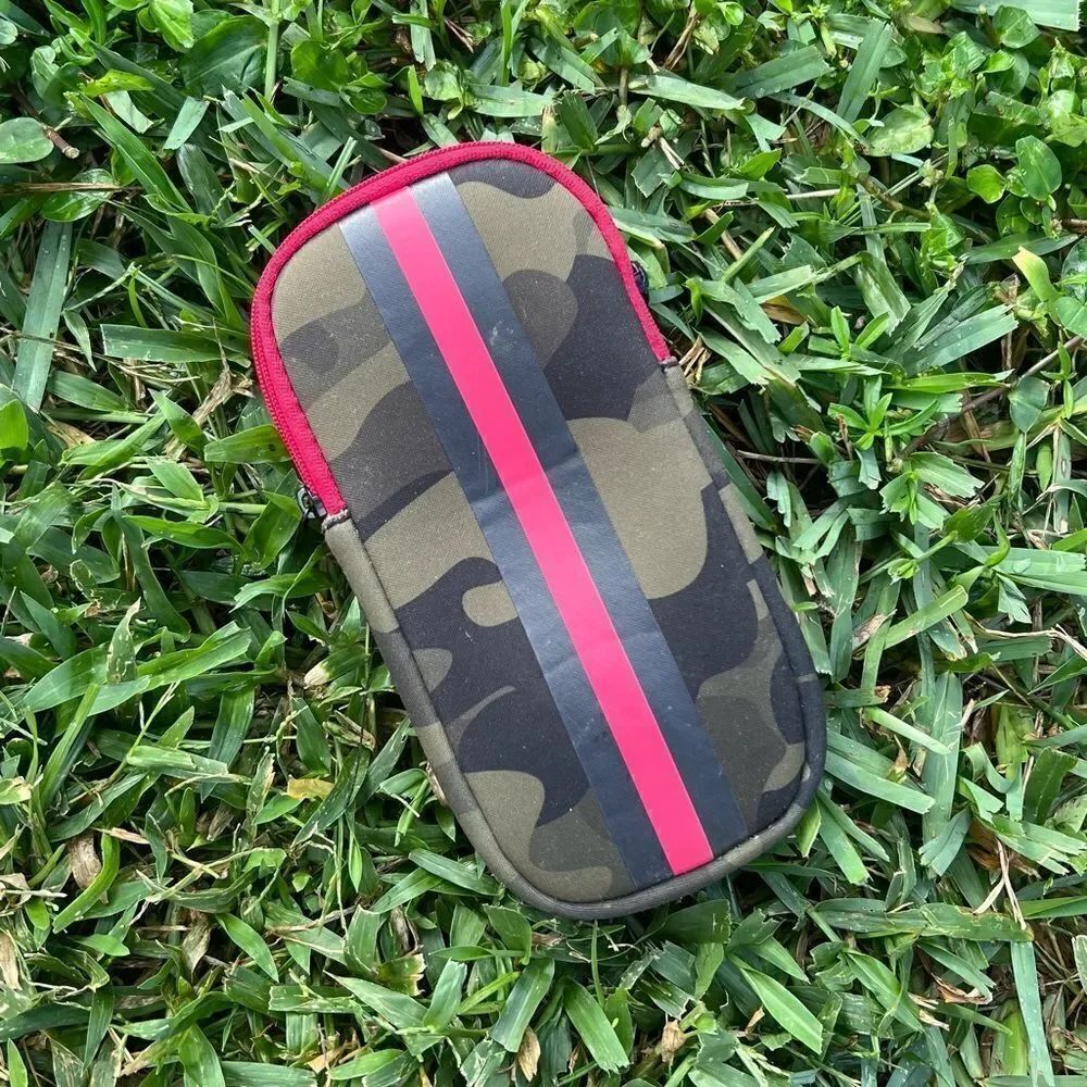 Neoprene Camo Eyeglass Case Soft Protective Small Pocket Inside Zipper Closure
